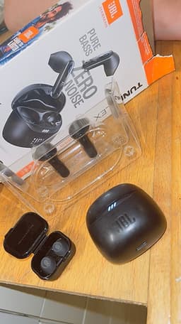 JBL Tune Flex 2 trådlösa in-ear hörlurar svart