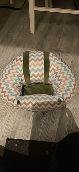 Barnsits/Babystöd