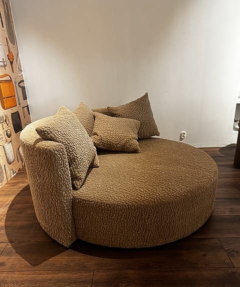 Rund soffa sammet