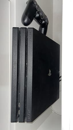 PlayStation 4 Pro 1TB | Fungerar Felfritt | Komplett Paket