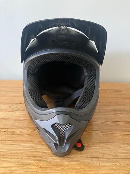 Bluegrass fullface hjälm S (54-56)