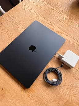 Apple MacBook M2 15”