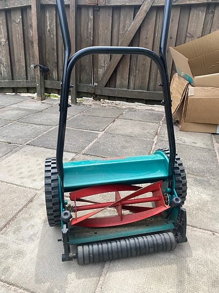 Bosch AHM 30 handgräsklippare grön