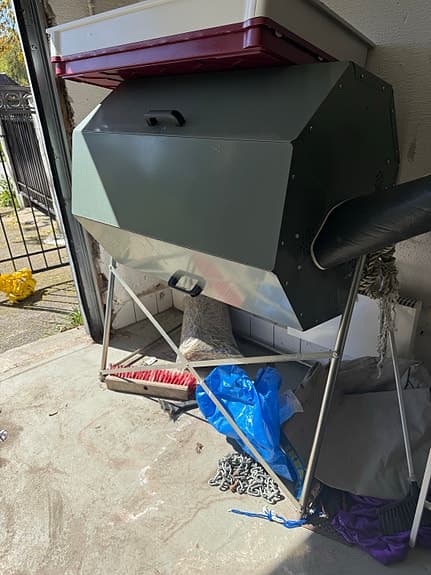 Jora tumbler composter