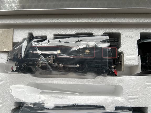 Märklin modelljärnväg ånglok med personvagnar set