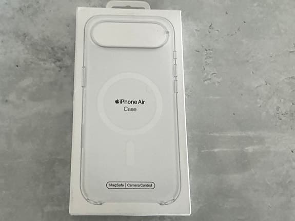 Apple iPhone Air MagSafe mobilskal genomskinligt (original)