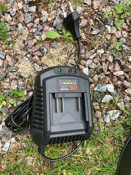 Grästrimmer batteridriven grön