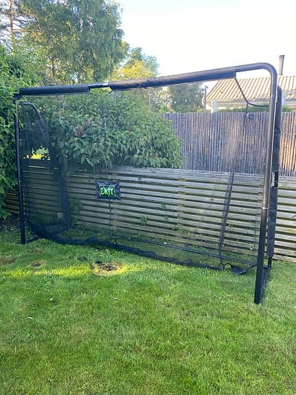EXIT Finta fotbollsmål av stål 300x200cm