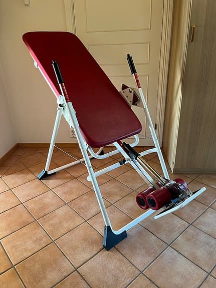 Ryggbänk Mastercare CN-A CN-B hälsobänk röd