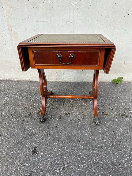 Klaffbord / Sidobord i engelsk stil (Regency)