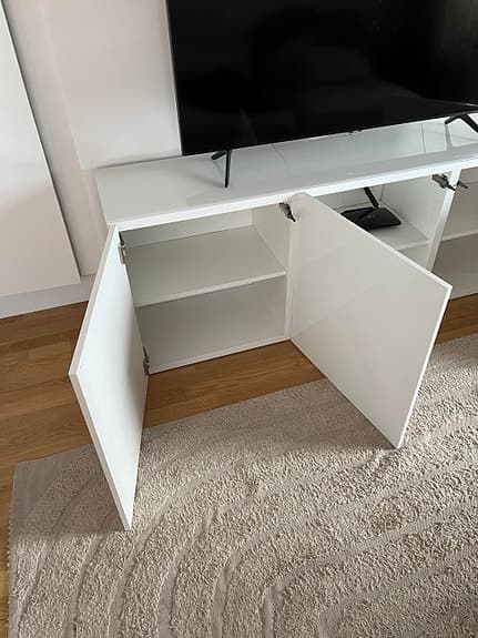 BESTÅ Vit byrå/TV-bänk från IKEA - 180 cm