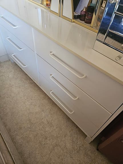 IKEA byrå med 6 lådor vit.