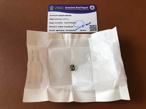 NGJA grön zirkon ädelsten 2,77 ct