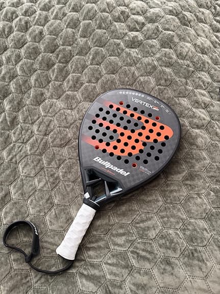 Bullpadel Vertex 04 Hybrid - Helt nytt