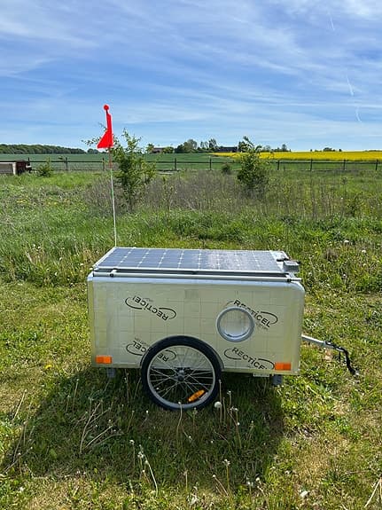 Expanderbar CYKELVAGN (med solpanel) som man kan sova i