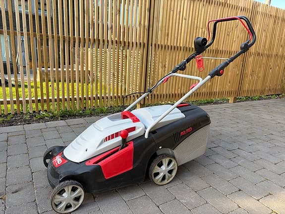 AL-KO elektrisk gräsklippare med uppsamlare