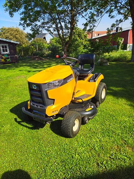 Cub cadet xt1