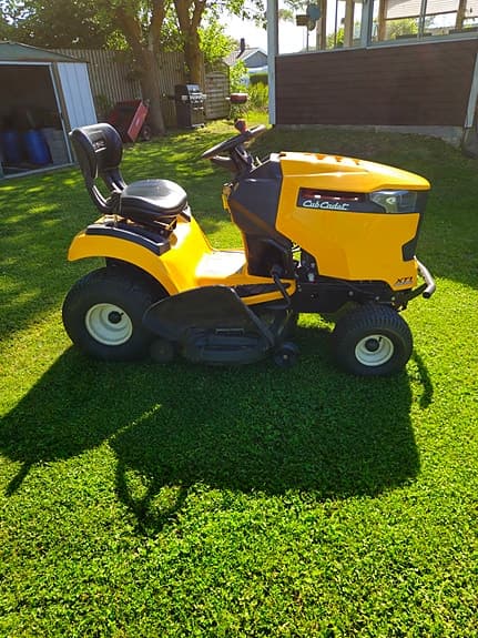 Cub cadet xt1