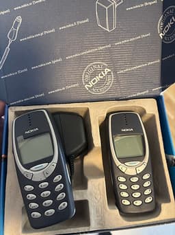 Två oanvända Nokia 3310