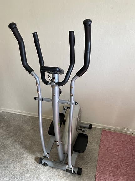 520 Elliptical crosstrainer med display