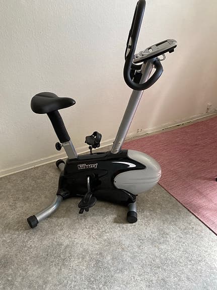 Kilberry motionscykel med display svart/grå