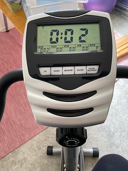 Kilberry motionscykel med display svart/grå