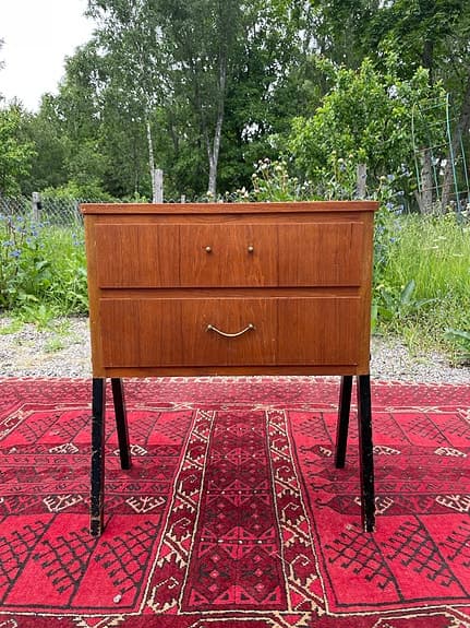 Retro sängbord / nattduksbord i teak – 1950/60-tal