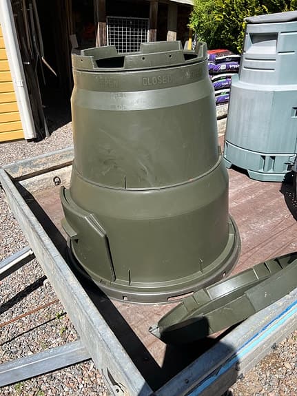 Kompostbehållare trädgård