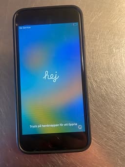 Apple iPhone 8 16 GB svart