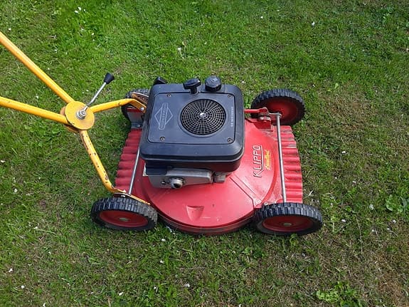 Klippo gräsklippare röd bensindriven