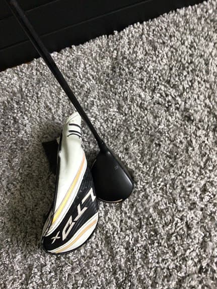 Golfklubba med headcover LTDx Helium skaft senior