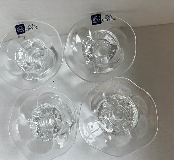 6st små Ljusstakar ARABIA FINN CRYSTAL Finland, de har kvar etikettmärkningen.