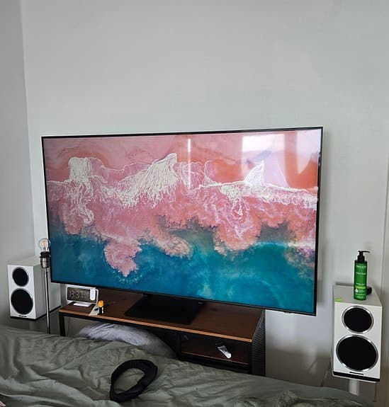 65" QLED Q70D 4K Smart TV