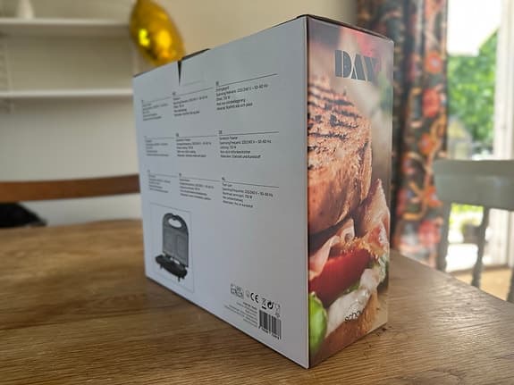 Smörgåsgrill 750 W - DAY