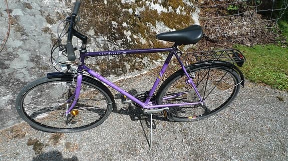 Herrcykel Mustang stor ram 60 cm 21 växlar 28 tum funkar att användas direkt