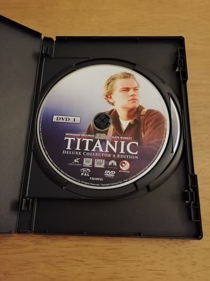 DVD- Titanic, Evita, Cast Away , 5 pack nya fodral