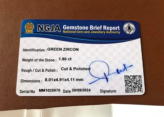 Grön zirkon ädelsten 1,80 ct