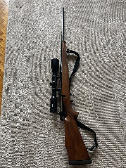 Brauning 300 winmag med Meopta Artemis 2000 3-12*50 kikare