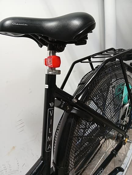 28 tum cykel.nästan ny.all utr.3 vxl