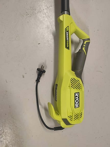 Trimmer/röjsåg Ryobi RBC12261