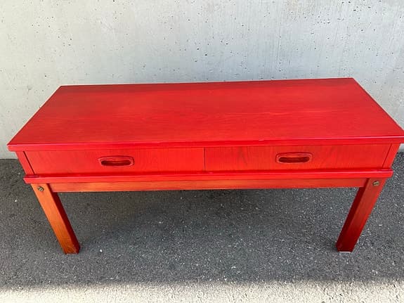 Retro bänk i röd furu – 70-tal (Hovmantorp-stil)