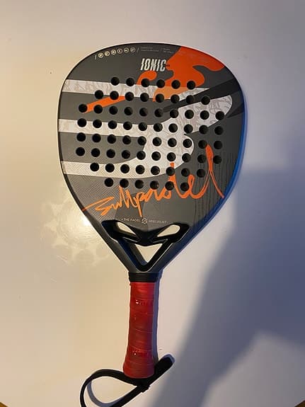 Bullpadel Ionic padelracket grå/orange