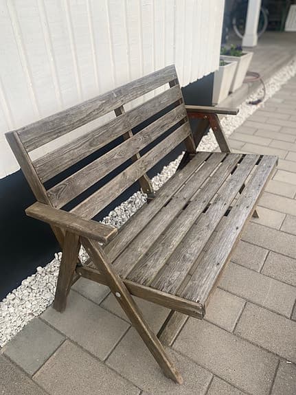 Hopfällbar trädgådssoffa