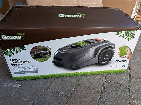 Robbotgräsklippare