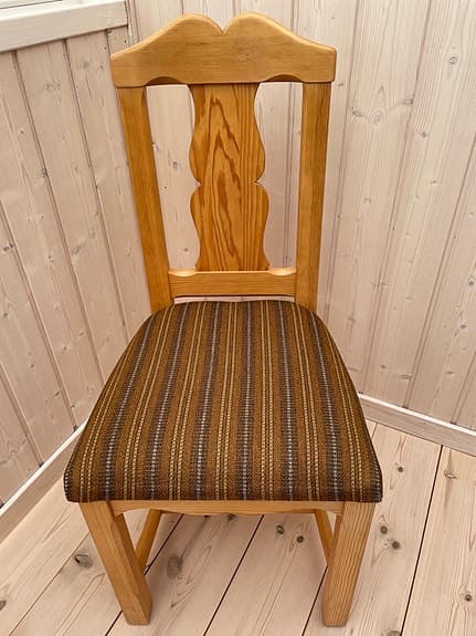 FURUSTOLAR I MASSIVT TRÄ ALLMOGESTIL FRÅN DALABYGDEN  PAKETPRIS!!