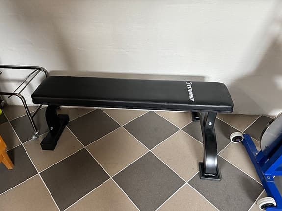 Gymstick träningsbänk och gymutrustning