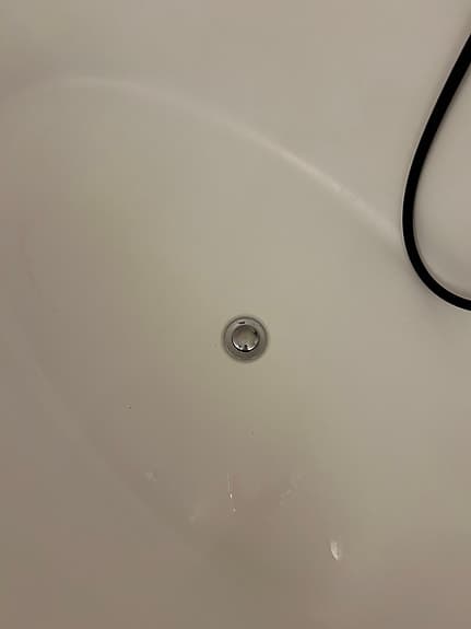 Fristående badkar vitt oval modell