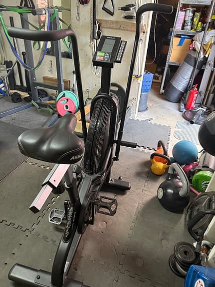 Assault AirBike motionscykel svart