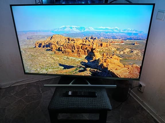 Philips 43" the one 4k UHD LED android smart tv.