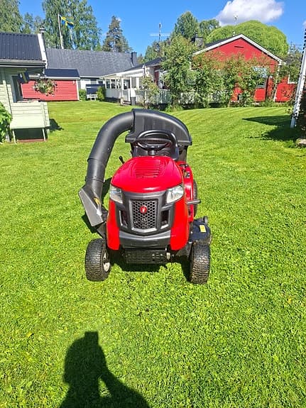 MTD RF 125 åkgräsklippare röd med uppsamlare